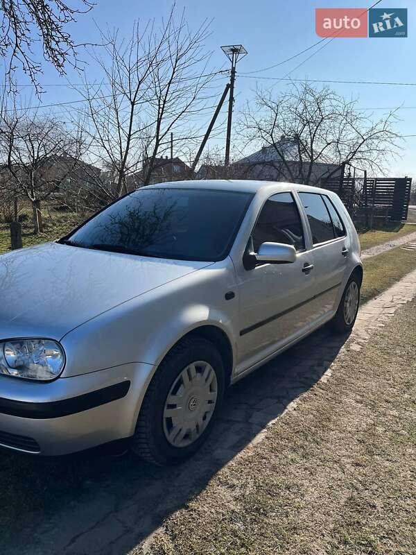 Хетчбек Volkswagen Golf 2000 в Львові