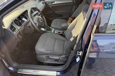 Хэтчбек Volkswagen Golf 2013 в Львове