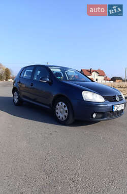 Хетчбек Volkswagen Golf 2004 в Самборі