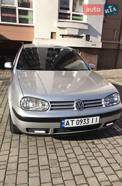 Хетчбек Volkswagen Golf 2002 в Івано-Франківську