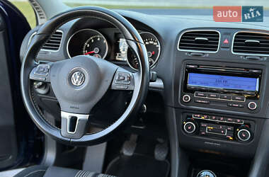 Хэтчбек Volkswagen Golf 2012 в Львове