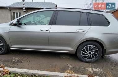 Универсал Volkswagen Golf 2015 в 