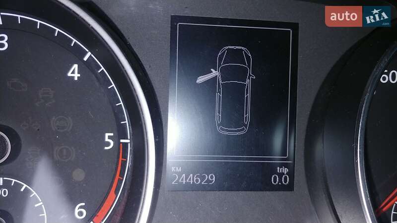 Універсал Volkswagen Golf 2015 в Полтаві