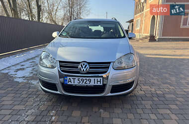 Универсал Volkswagen Golf 2008 в Сторожинце