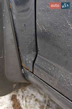 Хэтчбек Volkswagen Golf 1998 в 