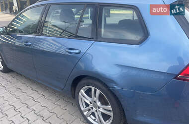 Універсал Volkswagen Golf 2015 в 