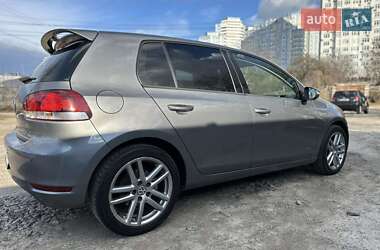 Хетчбек Volkswagen Golf 2012 в Києві