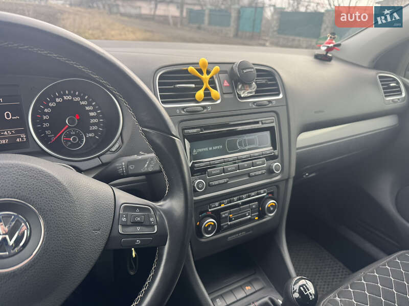 Хетчбек Volkswagen Golf 2012 в Крижополі