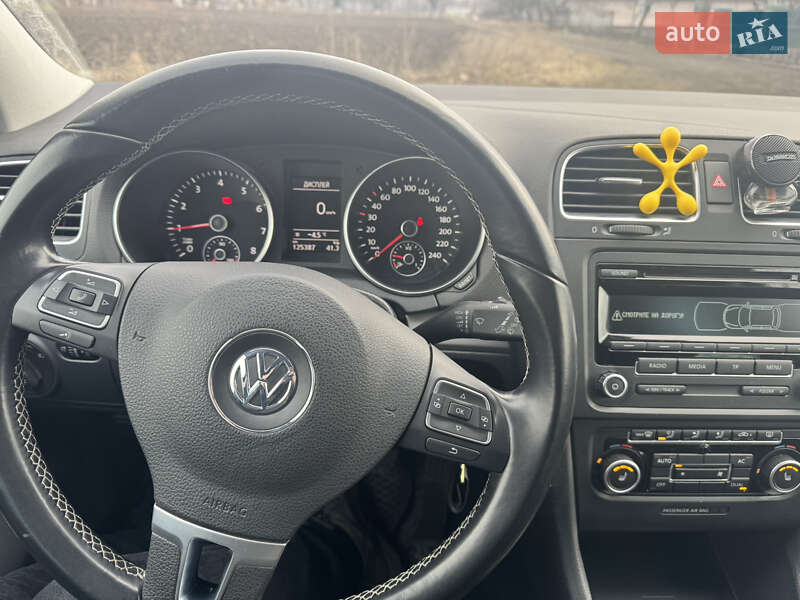 Хетчбек Volkswagen Golf 2012 в Крижополі