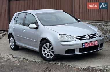 Хетчбек Volkswagen Golf 2005 в Полтаві