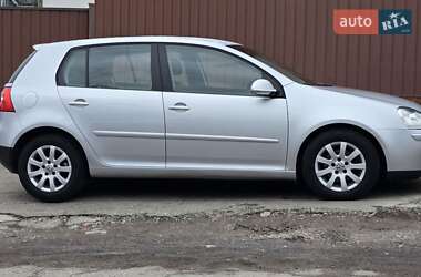 Хэтчбек Volkswagen Golf 2005 в Полтаве