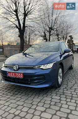 Хетчбек Volkswagen Golf 2024 в Луцьку