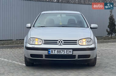 Хетчбек Volkswagen Golf 2000 в Івано-Франківську