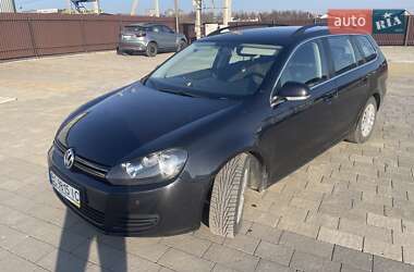 Універсал Volkswagen Golf 2010 в Львові