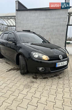 Универсал Volkswagen Golf 2010 в Деражне