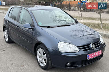 Хетчбек Volkswagen Golf 2008 в Києві