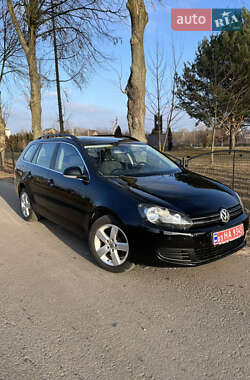 Универсал Volkswagen Golf 2011 в Львове