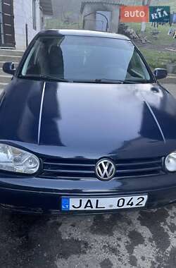 Хэтчбек Volkswagen Golf 1998 в Ужгороде