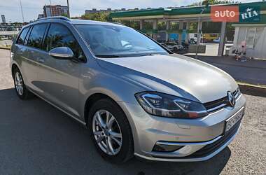 Универсал Volkswagen Golf 2018 в Тернополе