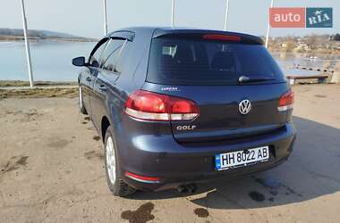 Хэтчбек Volkswagen Golf 2012 в Балте