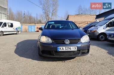 Хэтчбек Volkswagen Golf 2007 в Киеве