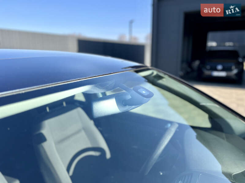 Хэтчбек Volkswagen Golf 2005 в Полтаве