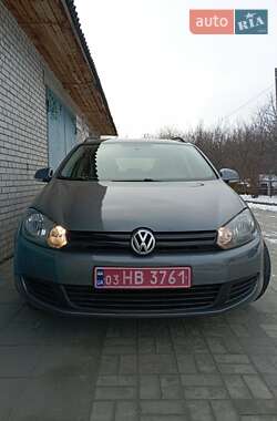 Універсал Volkswagen Golf 2009 в Сумах