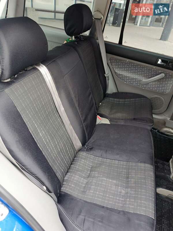 Универсал Volkswagen Golf 2001 в Трускавце