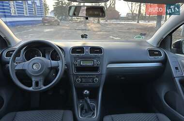 Хэтчбек Volkswagen Golf 2009 в Лебедине