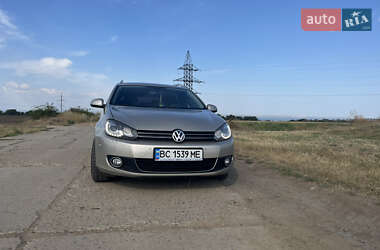 Універсал Volkswagen Golf 2012 в Староказачьем