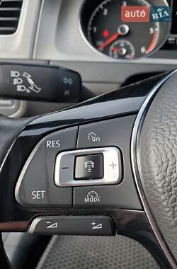 Универсал Volkswagen Golf 2014 в 