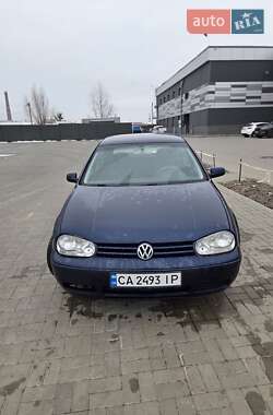 Хетчбек Volkswagen Golf 2000 в Черкасах