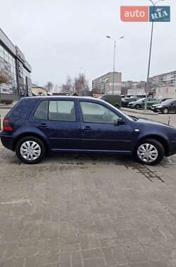 Хетчбек Volkswagen Golf 2000 в Черкасах