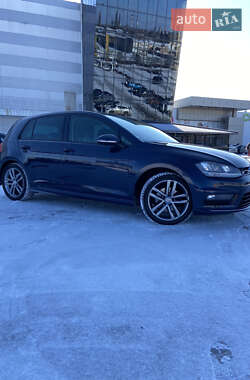 Хэтчбек Volkswagen Golf 2014 в Житомире