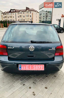 Хэтчбек Volkswagen Golf 2001 в Ровно