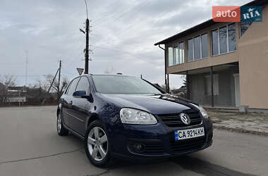 Хэтчбек Volkswagen Golf 2007 в Умани