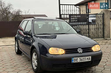 Хэтчбек Volkswagen Golf 2001 в Николаеве