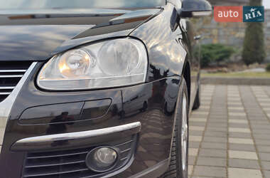 Универсал Volkswagen Golf 2008 в Стрые