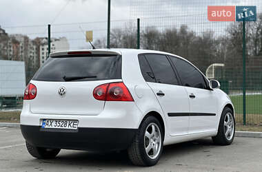 Хэтчбек Volkswagen Golf 2004 в Ивано-Франковске