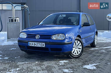 Хэтчбек Volkswagen Golf 2000 в Киеве