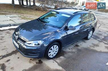 Універсал Volkswagen Golf 2016 в Житомирі