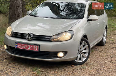 Универсал Volkswagen Golf 2010 в Рожище