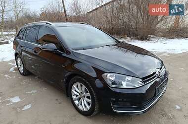 Універсал Volkswagen Golf 2015 в Вінниці