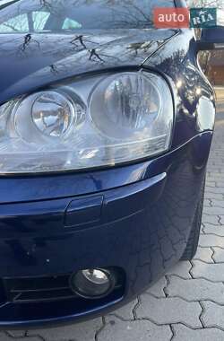 Хетчбек Volkswagen Golf 2008 в 