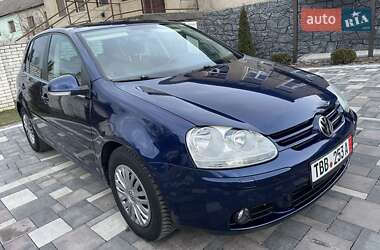 Хетчбек Volkswagen Golf 2008 в 