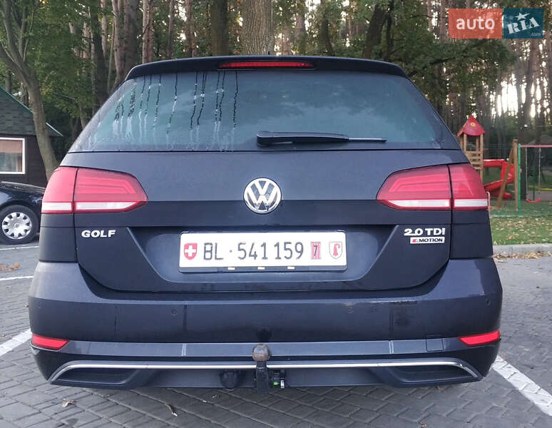 Універсал Volkswagen Golf 2017 в Запоріжжі