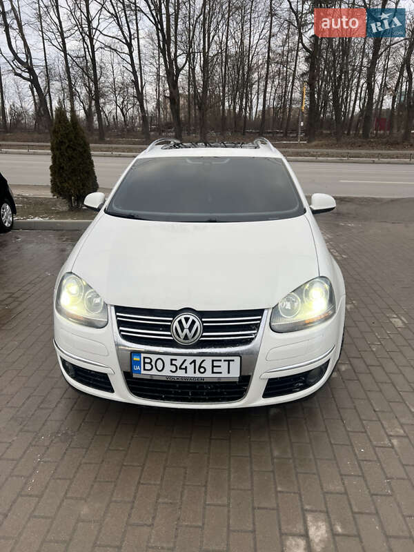 Універсал Volkswagen Golf 2008 в Тернополі