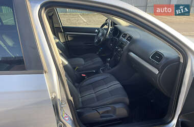 Универсал Volkswagen Golf 2013 в 