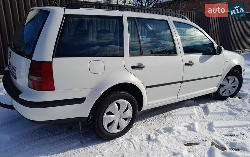 Универсал Volkswagen Golf 2006 в Кролевце