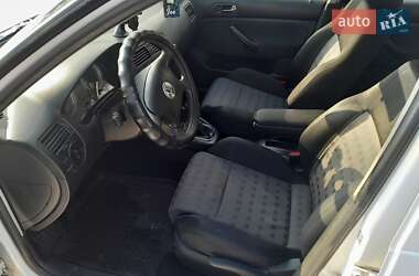 Универсал Volkswagen Golf 2006 в 